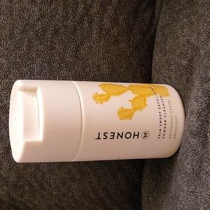 The Honest Company cleanser